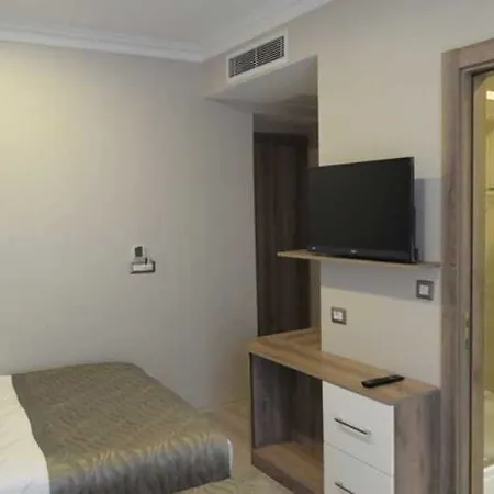 Hotell Alphonse 3*