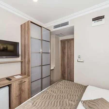 Hotell Alphonse 3*