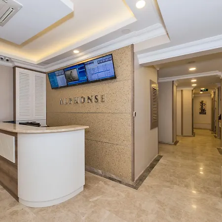 阿尔方斯酒店 3*