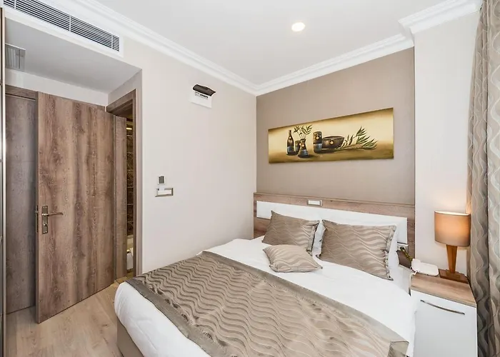 Alphonse Отель 3*