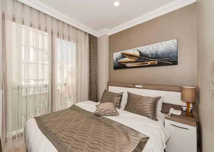 Alphonse Стамбул