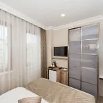 Отель Alphonse 3*